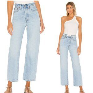 LEVI'S Ribcage Straight Ankle in  Middle Road